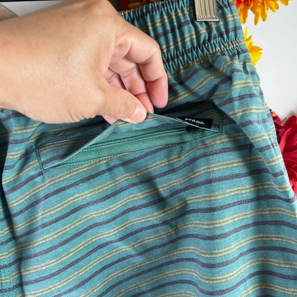 prAna Mens Metric E-Waist Swim Short SMALL / 8"L in Cove Stripe - Picture 4 of 6